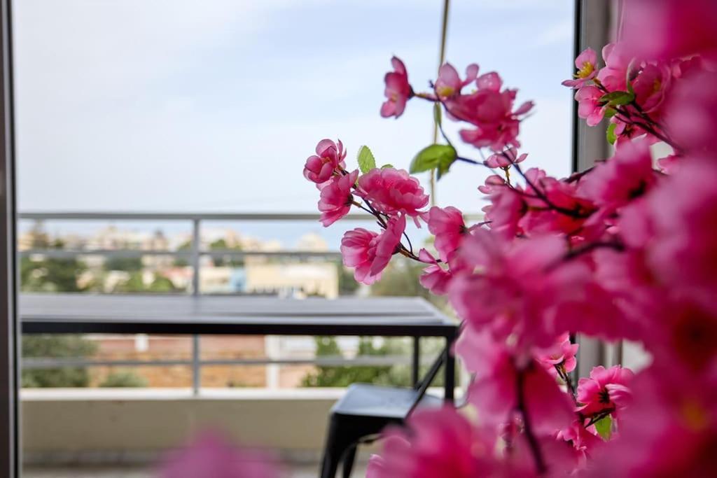 Panoramic White Blue Apartment Chios Town Bagian luar foto