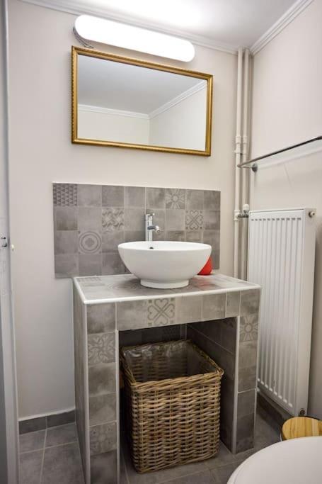 Panoramic White Blue Apartment Chios Town Bagian luar foto